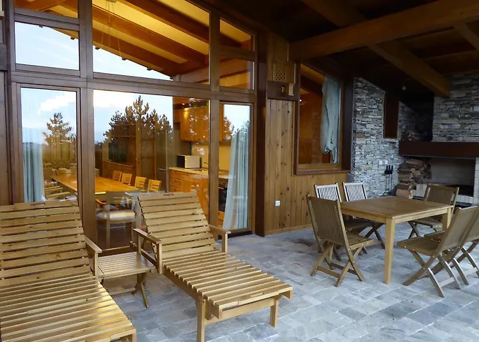 Pirin Nest Луксозна вила