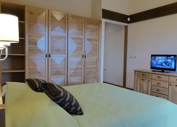 Pirin Nest Луксозна вила