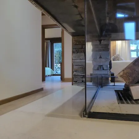 فيلة Pirin Nest *