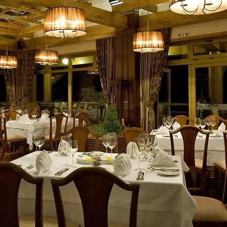 Pirin Nest * بانسكو